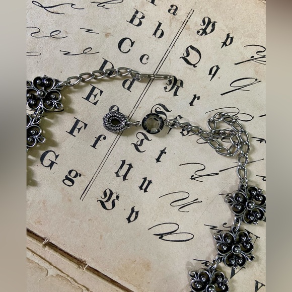 Vintage Goldette silver tone & smoke grey crystal waterfall statement necklace - Picture 4 of 11